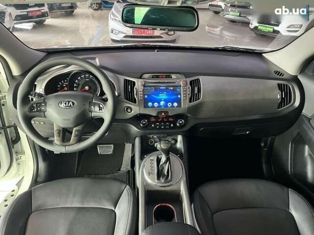 Кіа Sportage, об'ємом двигуна 2 л та пробігом 135 тис. км за 15300 $, фото 16 на Automoto.ua