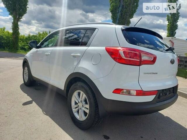 Киа Sportage, объемом двигателя 1.69 л и пробегом 118 тыс. км за 13800 $, фото 15 на Automoto.ua