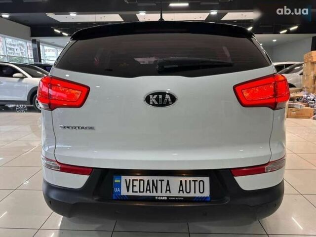 Киа Sportage, объемом двигателя 2 л и пробегом 130 тыс. км за 15900 $, фото 4 на Automoto.ua