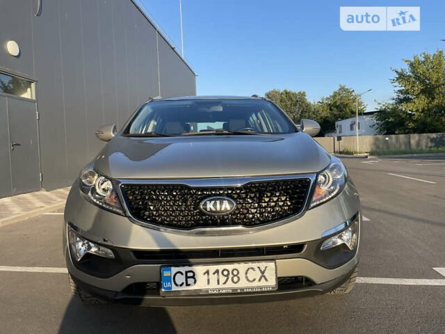 Киа Sportage, объемом двигателя 2 л и пробегом 173 тыс. км за 15300 $, фото 2 на Automoto.ua