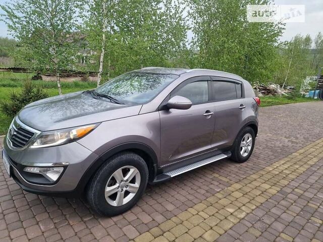 Кіа Sportage, об'ємом двигуна 2.4 л та пробігом 134 тис. км за 14000 $, фото 4 на Automoto.ua