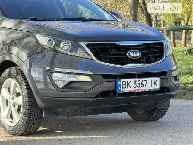 Киа Sportage, объемом двигателя 1.7 л и пробегом 190 тыс. км за 16500 $, фото 4 на Automoto.ua