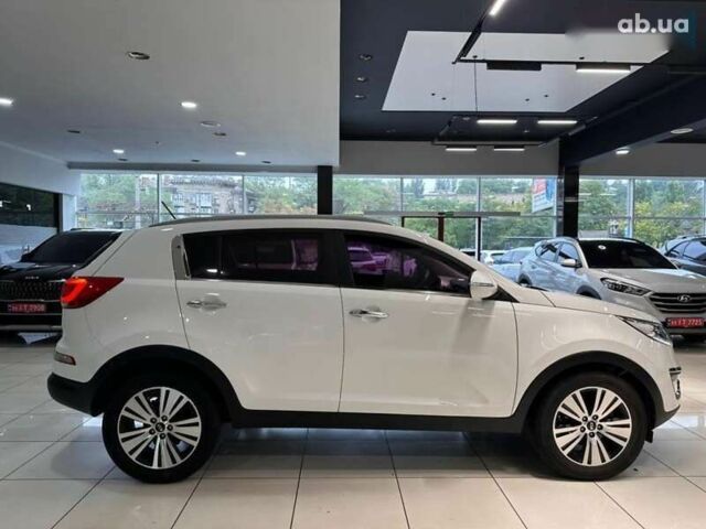 Киа Sportage, объемом двигателя 2 л и пробегом 130 тыс. км за 15900 $, фото 6 на Automoto.ua