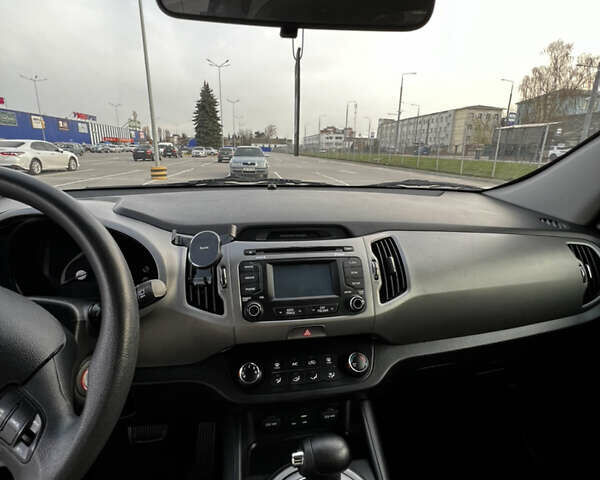 Кіа Sportage, об'ємом двигуна 2.36 л та пробігом 226 тис. км за 14299 $, фото 11 на Automoto.ua