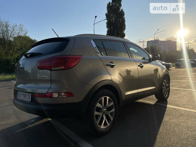 Кіа Sportage, об'ємом двигуна 2 л та пробігом 173 тис. км за 15300 $, фото 6 на Automoto.ua