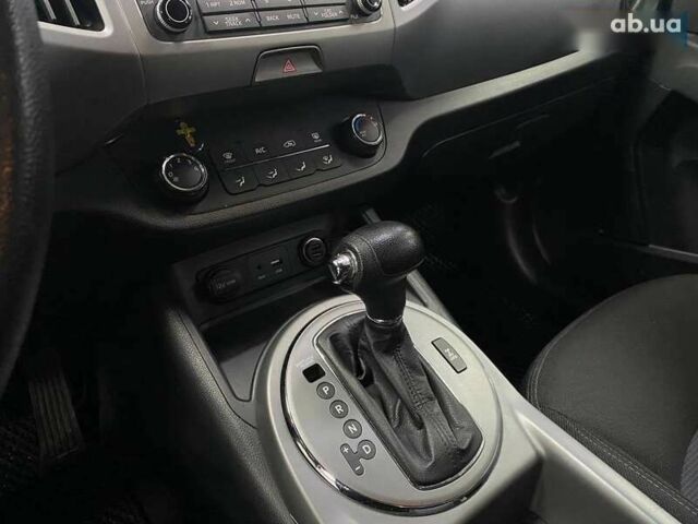Киа Sportage, объемом двигателя 2.4 л и пробегом 153 тыс. км за 12490 $, фото 27 на Automoto.ua