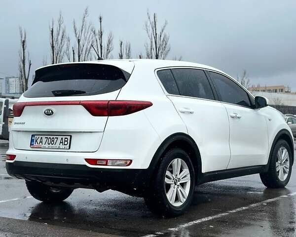 Киа Sportage, объемом двигателя 1.69 л и пробегом 97 тыс. км за 15300 $, фото 12 на Automoto.ua