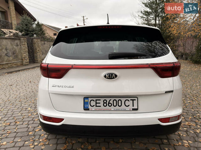 Киа Sportage, объемом двигателя 1.59 л и пробегом 114 тыс. км за 14800 $, фото 4 на Automoto.ua