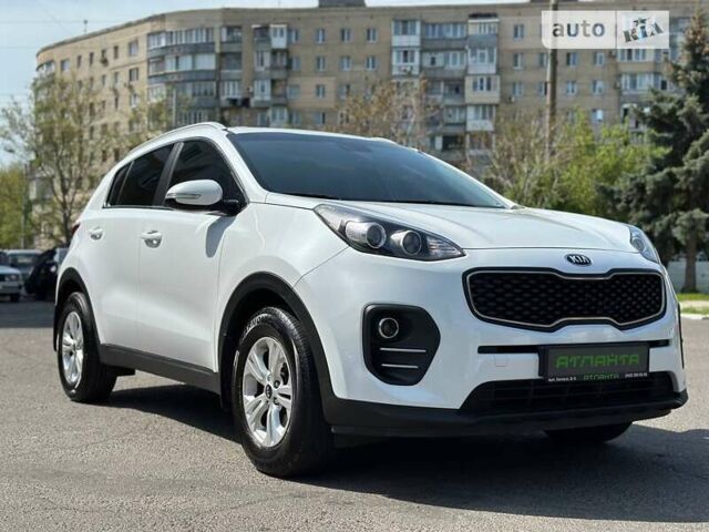 Киа Sportage, объемом двигателя 1.69 л и пробегом 127 тыс. км за 15500 $, фото 8 на Automoto.ua