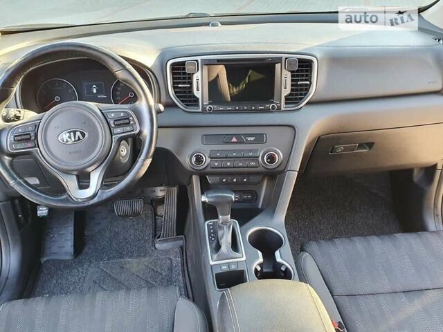 Киа Sportage, объемом двигателя 2 л и пробегом 107 тыс. км за 18400 $, фото 6 на Automoto.ua