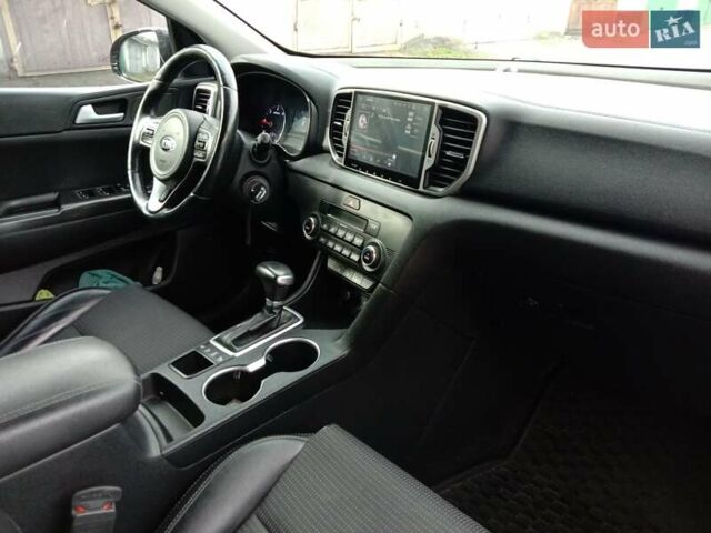Киа Sportage, объемом двигателя 2 л и пробегом 116 тыс. км за 21500 $, фото 7 на Automoto.ua