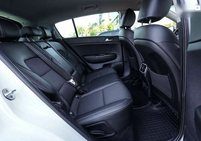 Киа Sportage, объемом двигателя 2 л и пробегом 83 тыс. км за 18089 $, фото 5 на Automoto.ua
