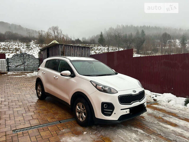 Киа Sportage, объемом двигателя 1.7 л и пробегом 56 тыс. км за 19950 $, фото 1 на Automoto.ua