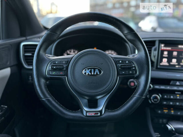 Киа Sportage, объемом двигателя 1.59 л и пробегом 63 тыс. км за 20999 $, фото 42 на Automoto.ua