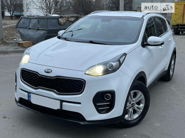 Киа Sportage, объемом двигателя 1.7 л и пробегом 120 тыс. км за 15000 $, фото 1 на Automoto.ua