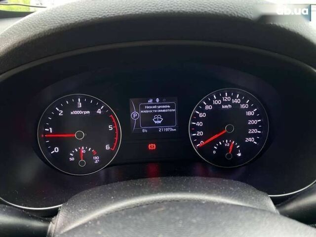 Киа Sportage, объемом двигателя 1.7 л и пробегом 212 тыс. км за 16800 $, фото 14 на Automoto.ua