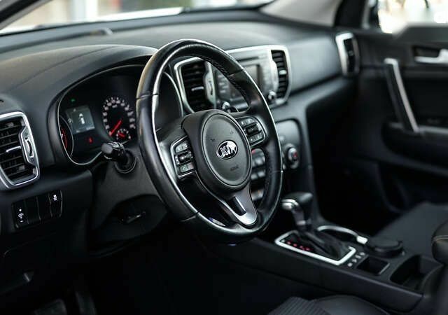 Киа Sportage, объемом двигателя 2 л и пробегом 83 тыс. км за 18089 $, фото 16 на Automoto.ua
