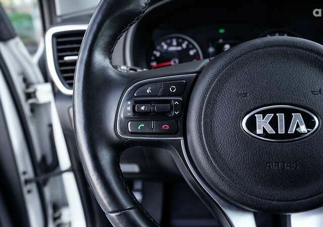 Киа Sportage, объемом двигателя 2 л и пробегом 83 тыс. км за 18089 $, фото 19 на Automoto.ua