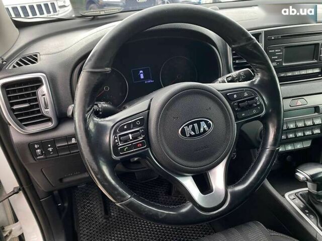 Киа Sportage, объемом двигателя 1.7 л и пробегом 212 тыс. км за 16800 $, фото 13 на Automoto.ua