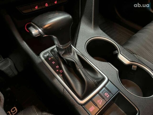 Кіа Sportage 2017 у Києві на Automoto.ua Кіа Sportage, об'ємом двигуна 1.7 л та пробігом 164 тис. км за 17500 $, фото 27 на Automoto.ua