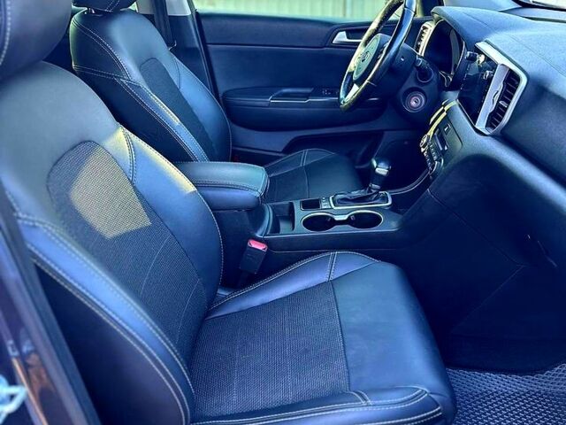 Кіа Sportage, об'ємом двигуна 2 л та пробігом 114 тис. км за 21500 $, фото 3 на Automoto.ua