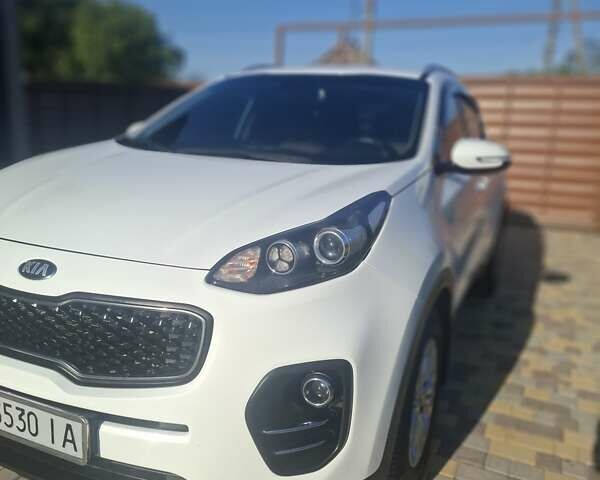 Киа Sportage, объемом двигателя 1.7 л и пробегом 201 тыс. км за 15500 $, фото 1 на Automoto.ua