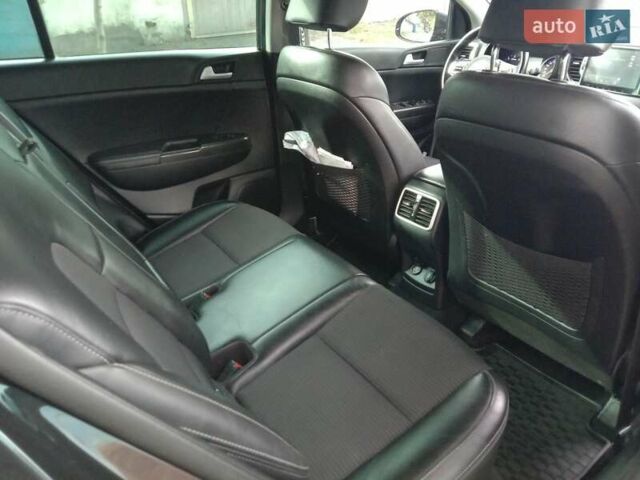 Киа Sportage, объемом двигателя 2 л и пробегом 116 тыс. км за 21500 $, фото 4 на Automoto.ua