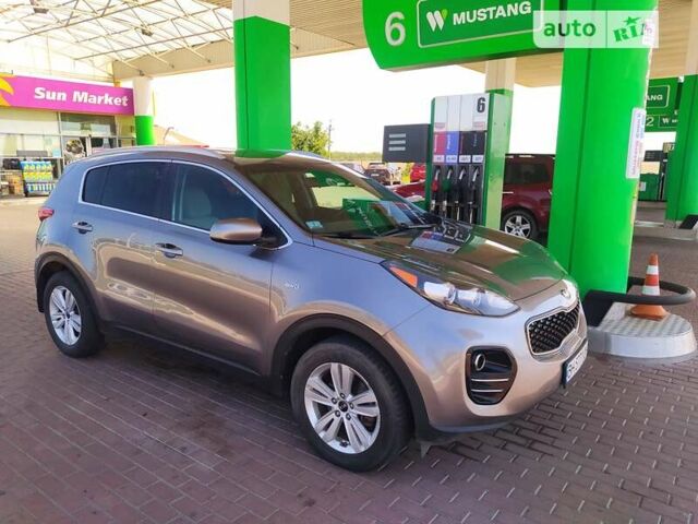 Киа Sportage, объемом двигателя 2.36 л и пробегом 117 тыс. км за 17000 $, фото 4 на Automoto.ua