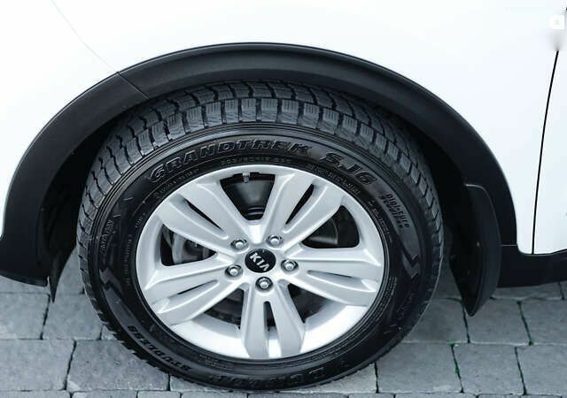Киа Sportage, объемом двигателя 2 л и пробегом 83 тыс. км за 18089 $, фото 9 на Automoto.ua