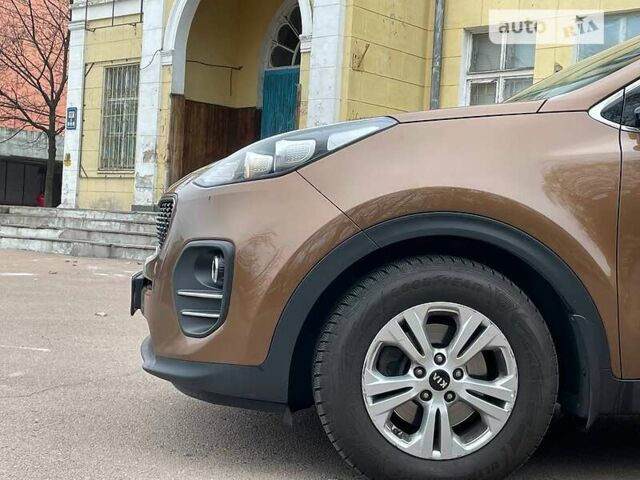 Кіа Sportage, об'ємом двигуна 1.7 л та пробігом 134 тис. км за 18490 $, фото 9 на Automoto.ua