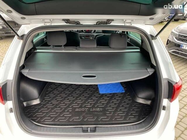 Киа Sportage, объемом двигателя 1.7 л и пробегом 212 тыс. км за 16800 $, фото 28 на Automoto.ua
