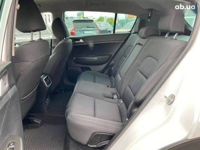 Киа Sportage, объемом двигателя 1.7 л и пробегом 212 тыс. км за 16800 $, фото 20 на Automoto.ua