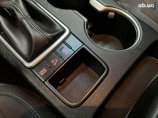 Кіа Sportage 2017 у Києві на Automoto.ua Кіа Sportage, об'ємом двигуна 1.7 л та пробігом 164 тис. км за 17500 $, фото 28 на Automoto.ua