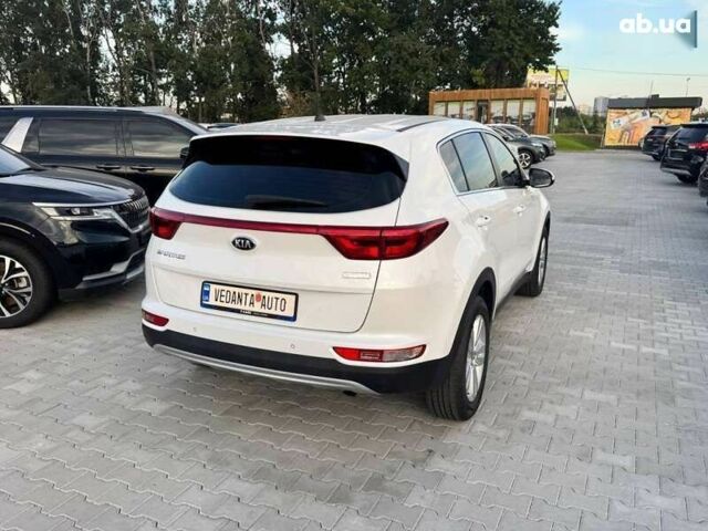 Киа Sportage 2017 в Киеве на Automoto.ua Киа Sportage, объемом двигателя 2 л и пробегом 210 тыс. км за 16500 $, фото 4 на Automoto.ua