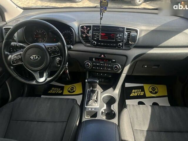 Киа Sportage 2017 в Мукачево на Automoto.ua Киа Sportage, объемом двигателя 2 л и пробегом 162 тыс. км за 16000 $, фото 9 на Automoto.ua