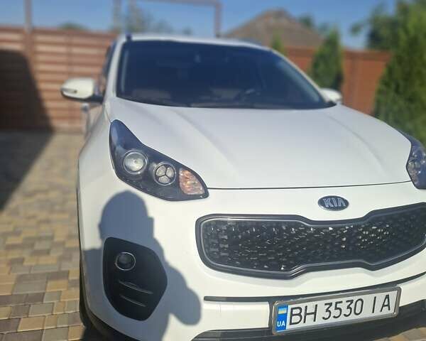 Киа Sportage, объемом двигателя 1.7 л и пробегом 201 тыс. км за 15500 $, фото 2 на Automoto.ua