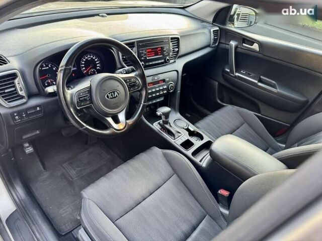 Киа Sportage 2017 в Киеве на Automoto.ua Киа Sportage, объемом двигателя 0 л и пробегом 103 тыс. км за 17900 $, фото 9 на Automoto.ua