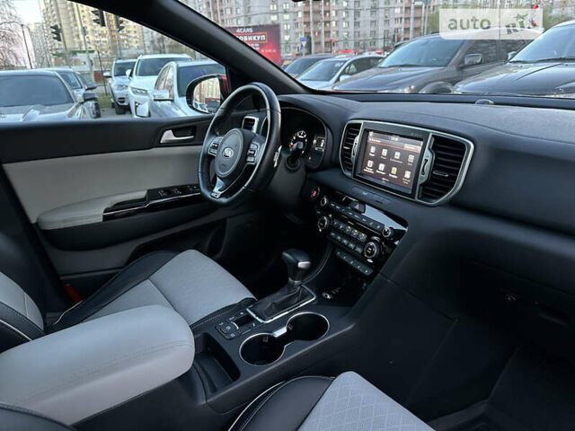 Киа Sportage, объемом двигателя 1.59 л и пробегом 63 тыс. км за 20999 $, фото 66 на Automoto.ua