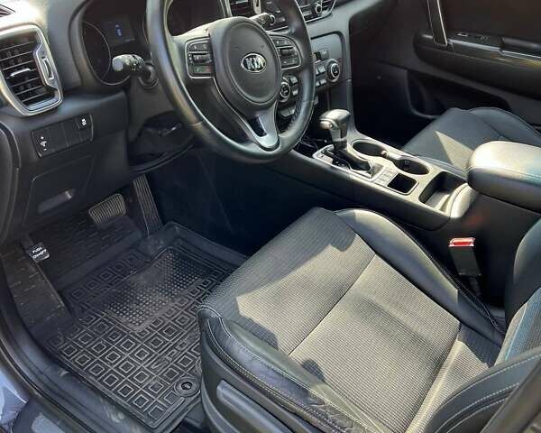 Киа Sportage, объемом двигателя 2 л и пробегом 193 тыс. км за 16400 $, фото 4 на Automoto.ua