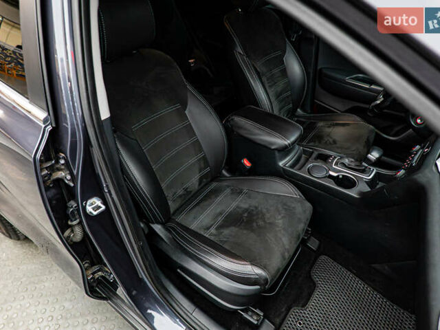 Киа Sportage 2017 в Киеве на Automoto.ua Киа Sportage, объемом двигателя 1.7 л и пробегом 140 тыс. км за 15813 $, фото 19 на Automoto.ua