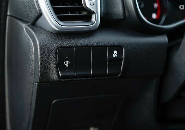 Киа Sportage, объемом двигателя 2 л и пробегом 83 тыс. км за 18089 $, фото 17 на Automoto.ua