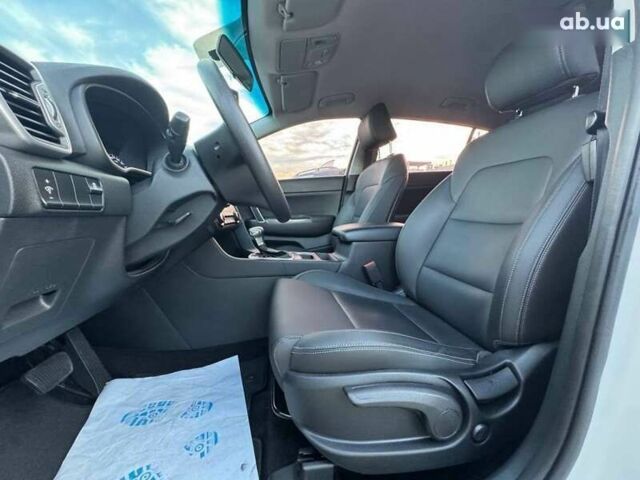 Киа Sportage 2017 в Киеве на Automoto.ua Киа Sportage, объемом двигателя 2 л и пробегом 210 тыс. км за 16500 $, фото 13 на Automoto.ua