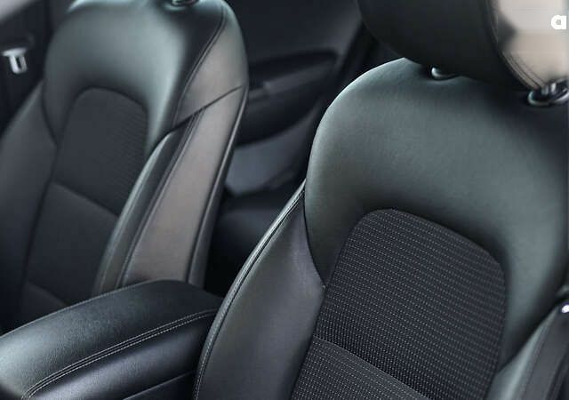 Киа Sportage, объемом двигателя 2 л и пробегом 83 тыс. км за 18089 $, фото 18 на Automoto.ua