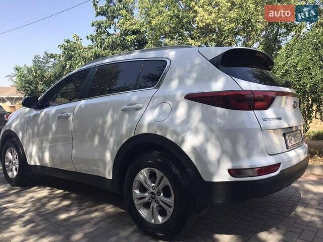 Киа Sportage, объемом двигателя 2 л и пробегом 84 тыс. км за 15300 $, фото 4 на Automoto.ua