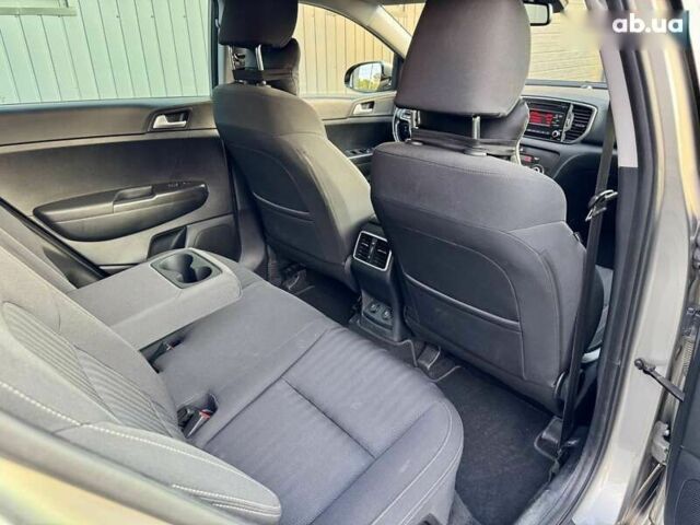 Киа Sportage 2017 в Киеве на Automoto.ua Киа Sportage, объемом двигателя 0 л и пробегом 103 тыс. км за 17900 $, фото 18 на Automoto.ua