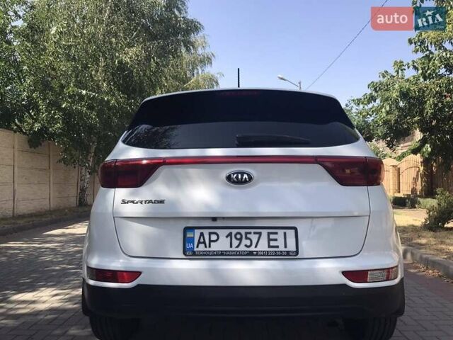 Киа Sportage, объемом двигателя 2 л и пробегом 84 тыс. км за 15300 $, фото 5 на Automoto.ua