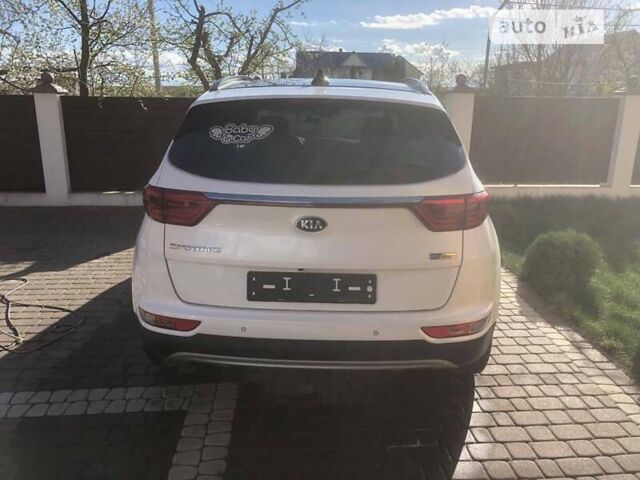 Киа Sportage, объемом двигателя 1.69 л и пробегом 135 тыс. км за 22177 $, фото 4 на Automoto.ua