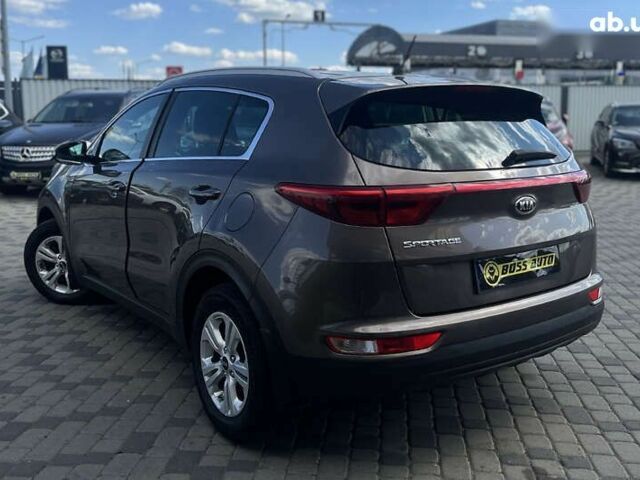 Киа Sportage 2017 в Мукачево на Automoto.ua Киа Sportage, объемом двигателя 2 л и пробегом 162 тыс. км за 16000 $, фото 4 на Automoto.ua