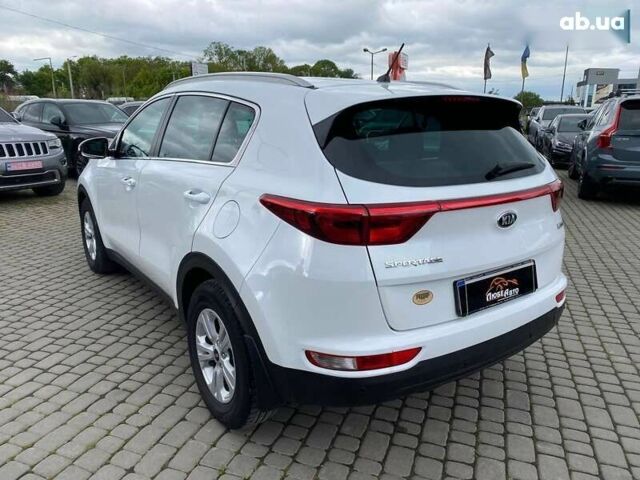 Киа Sportage, объемом двигателя 1.7 л и пробегом 212 тыс. км за 16800 $, фото 4 на Automoto.ua