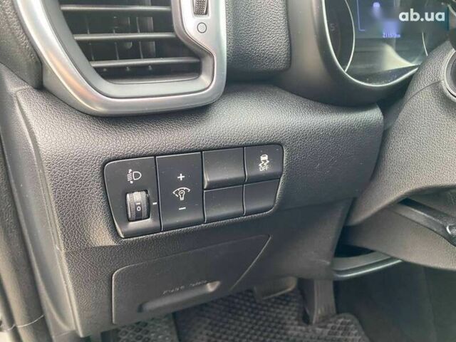 Киа Sportage, объемом двигателя 1.7 л и пробегом 212 тыс. км за 16800 $, фото 12 на Automoto.ua